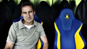 Rene Meulensteen på Brøndbys trænerbænk.