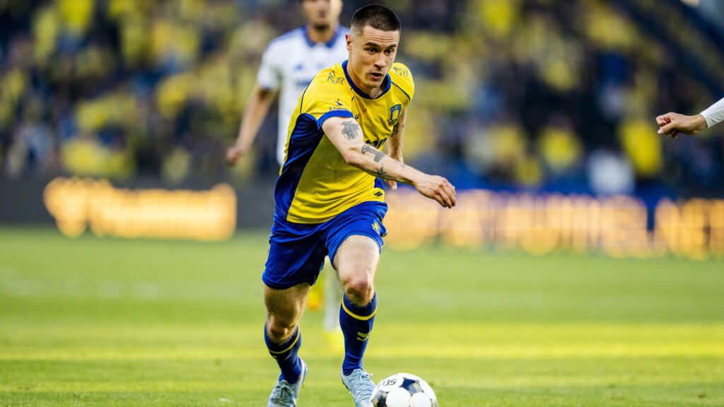 Oliver Villadsen i aktion for Brøndby IF