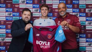 Arne Engels bliver præsenteret i West Ham United