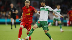 FC Nordsjællands Runar Norheim i kamp mod St Gallen
