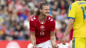 Kasper Høgh ærgrer sig.