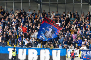 FC Inter Turkus fans.