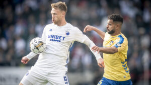 Nicolai Jørgensen i aktion for FCK mod Brøndby.