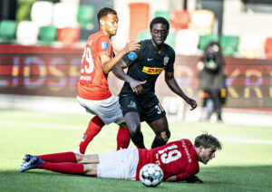 Abdul Mumin i kamp for FC Nordsjælland.