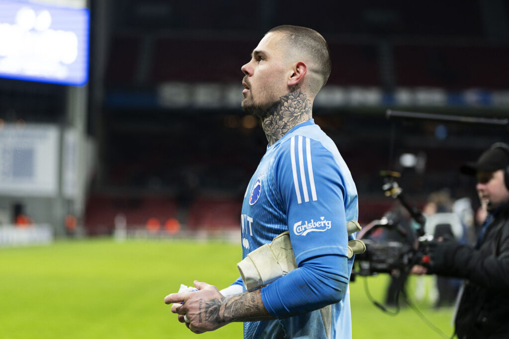 FCK-keeperen Kotarski efter kampen mellem FCK og FCNB