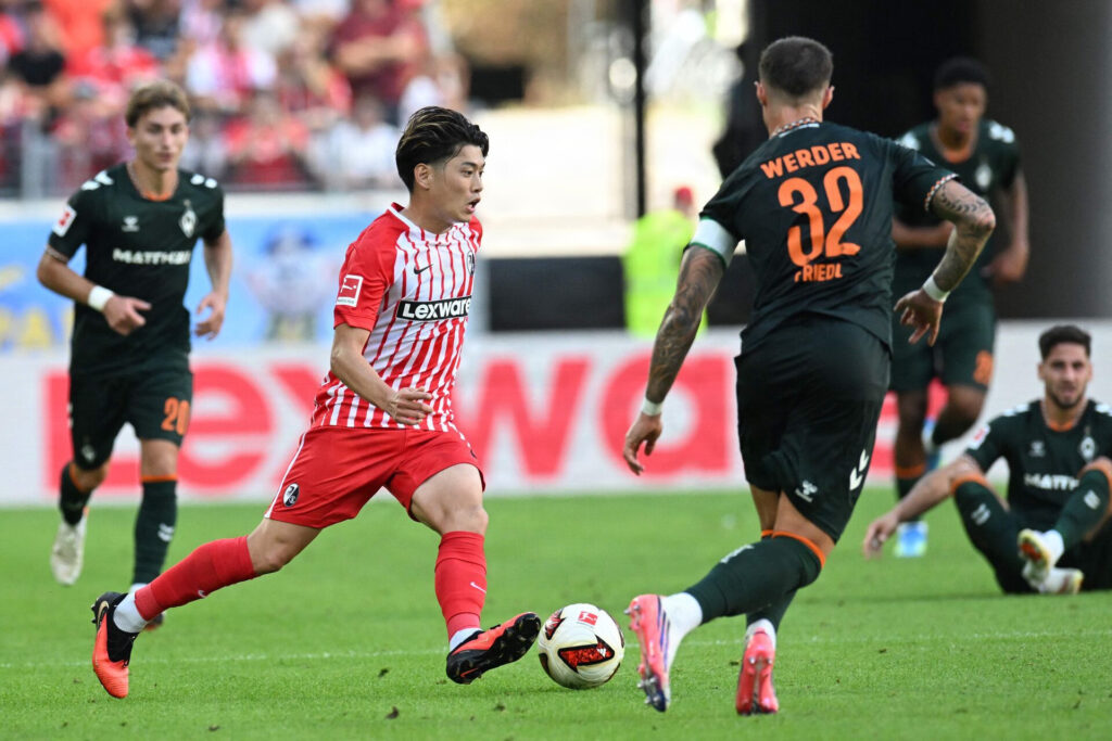 Yuito Suzuki i kamp for Freiburg. 