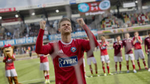 Silkeborg forsvarsspilleren Pedro Ganchas jubler