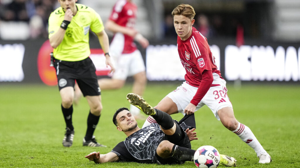 Mads Enggård spiller for Vejle