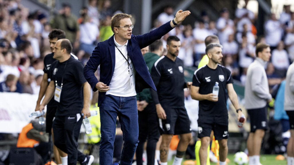 Valdas Dambrauskas laver fagter