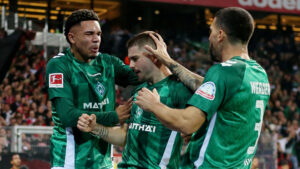 Justin Njinmah spiller for Werder Bremen
