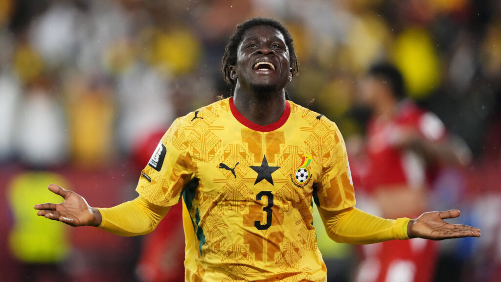 Ghanas Caleb Yirenkyi jubler