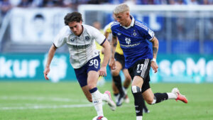 Albert Grønbæk i aktion for HSV.
