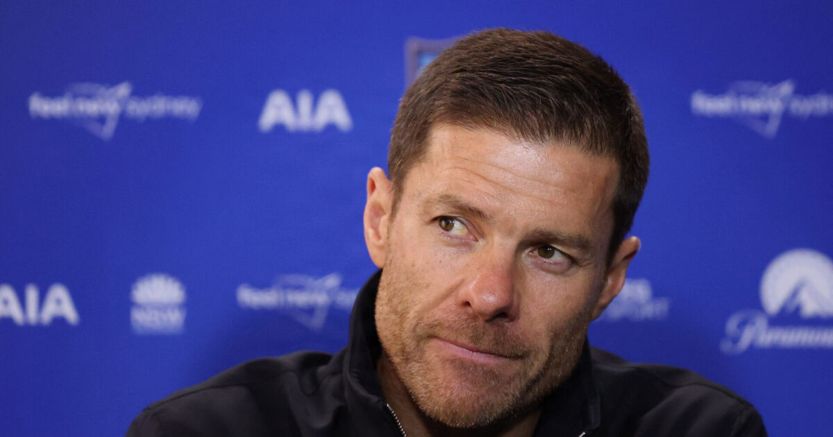 Tilbage efter dopingdom: Alonso byder Chelsea-stjerne velkommen Foto: Ritzau Scanpix/REUTERS