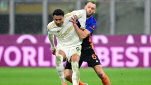 Henrik Meister i aktion for Pisa mod Inter.