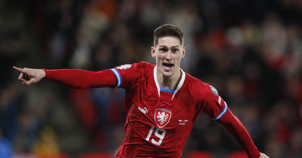 Medie: AGF lurer på ny angriber Foto: David W Cerny/REUTERS