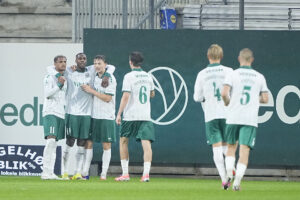 Viborg-spillerne der jubler efter scoringen i Horsens