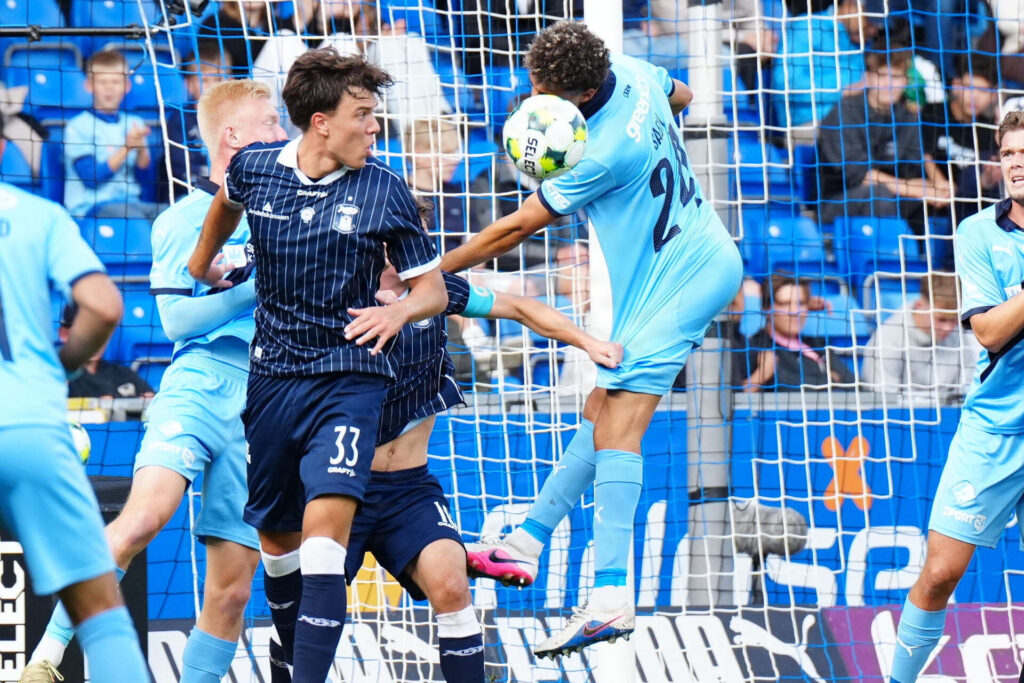 Randers FC og AGF mødes i Randers på Cepheus Park.
