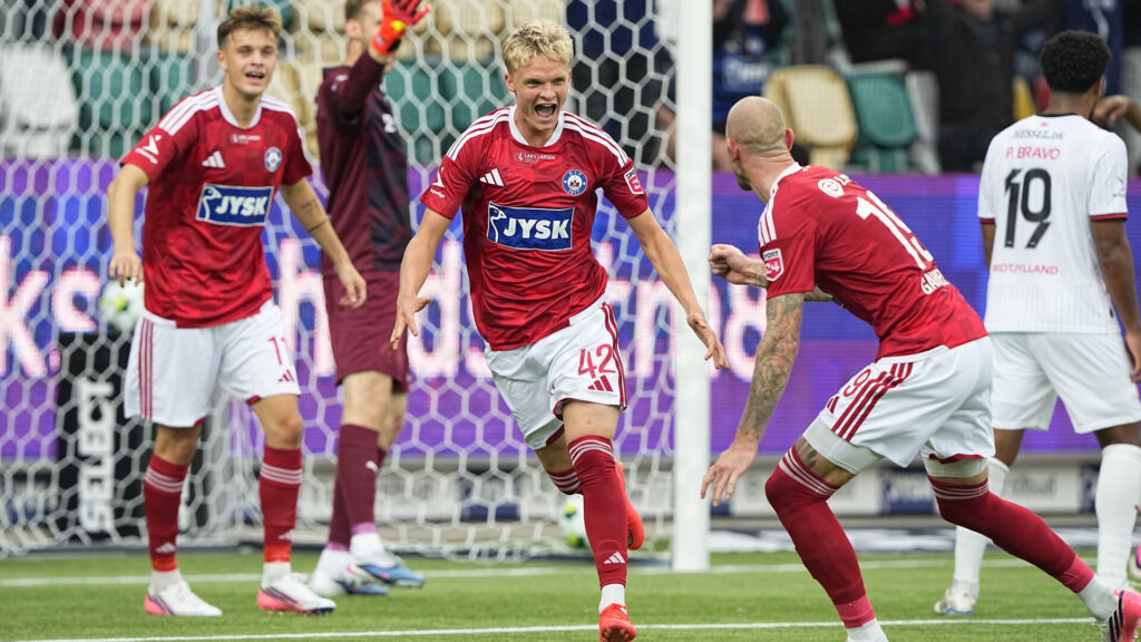 Spillere fra Silkeborg IF, inden deres andet mål blev annulleret