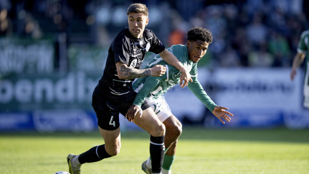 Daniel Gretarsson i aktion for Sønderjyske.