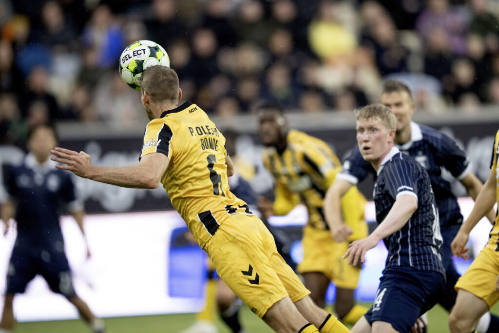Jakob Bonde scorer mod AGF