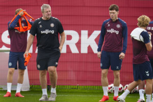 Assistenttræner Kent Nielsen under træning med landsholdet den 29. september 2026.