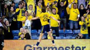 Mads Frøkjær fejrer en scoring for Brøndby IF