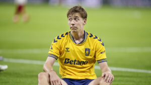 Mads Frøkjær-Jensen under en Superliga-kamp mod Silkeborg IF