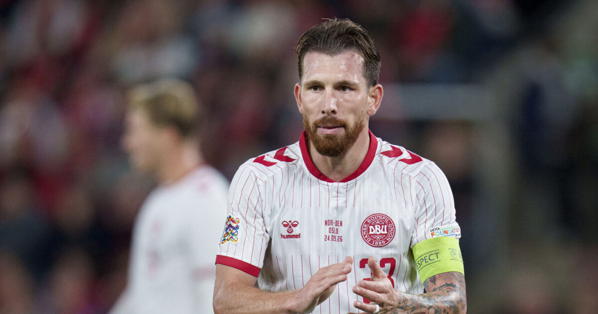 Højbjerg måtte lægge sig fladt ned over for holdkammeraterne Foto: Liselotte Sabroe/Ritzau Scanpix