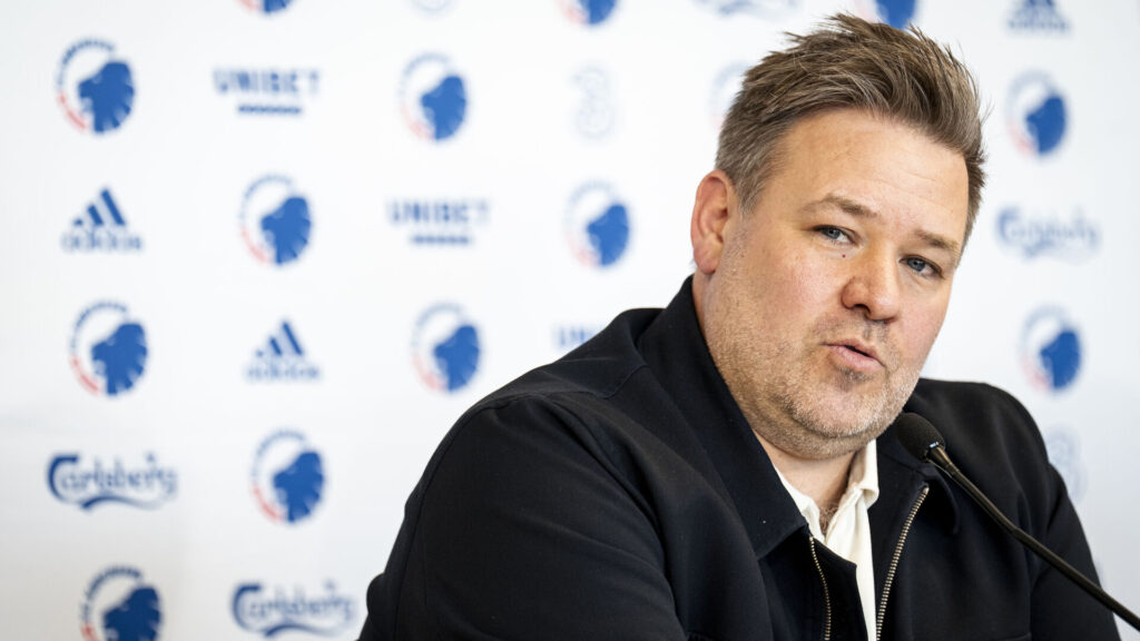 FC Københavns administrerende direktør, Jacob Lauesen, på et pressemøde.