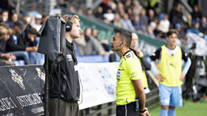 AGF's dominans afbrudt af VAR-drama
