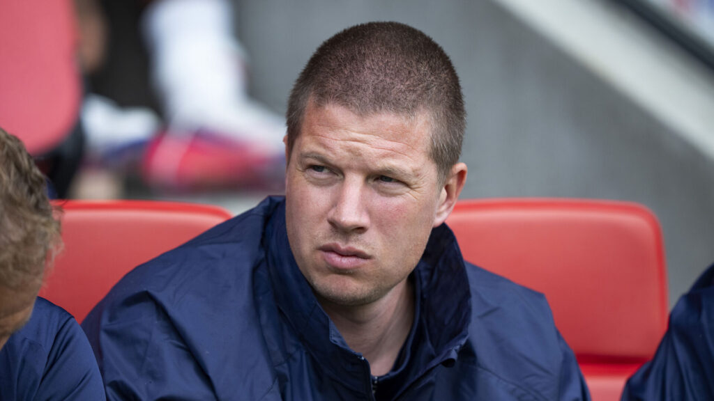 Mike Tullberg forklarer hvorfor Martinez ikke spillede mod FCN
