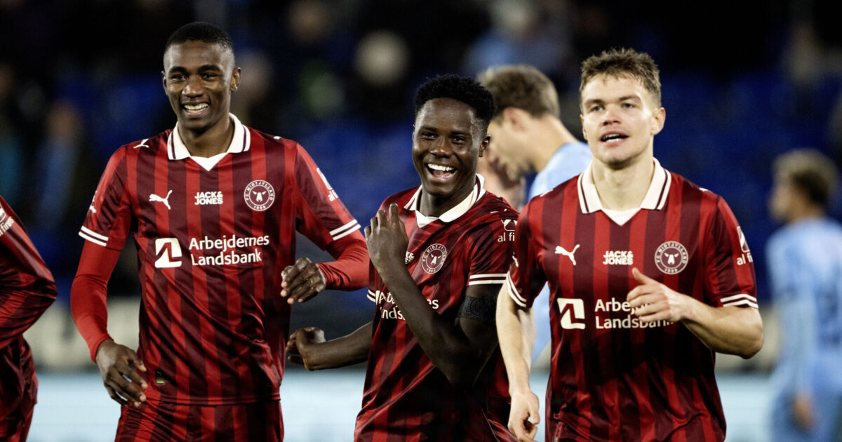 Bingo: FCM får 60 millioner ekstra for Franculino FC Midtjyllands Dju Franculino har scoret til 1-0 og fejrer det med Denil Castillo og Viktor Bak under superligakampen mellem Randers FC og FC Midtjylland på Cepheus Park Randers søndag den 9. november 2025.