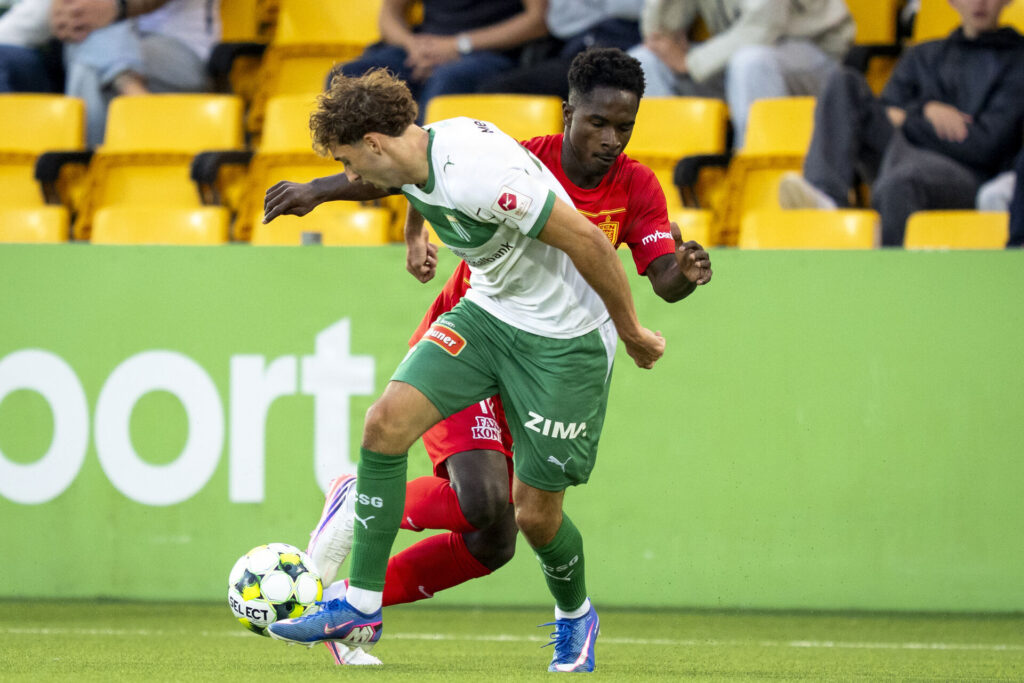 Kamp mellem FC Nordsjælland og St. Gallen.