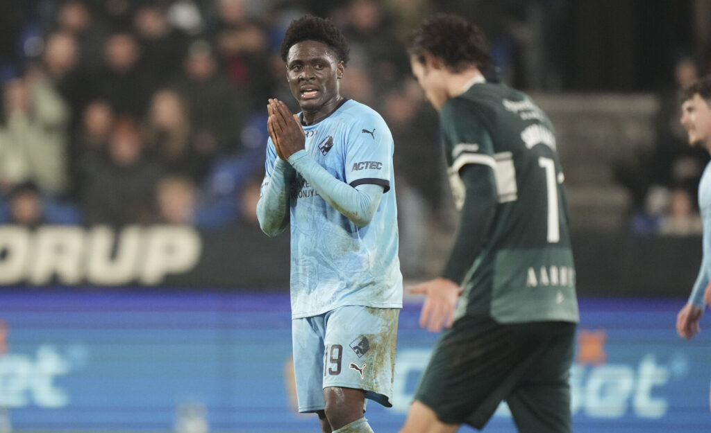 Musa Touré i kamp for Randers mod AGF.