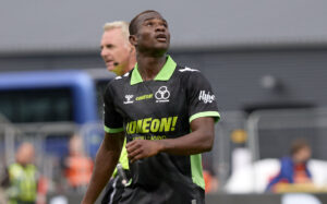 Abdul Moro i kamp for AC Horsens mod OB.