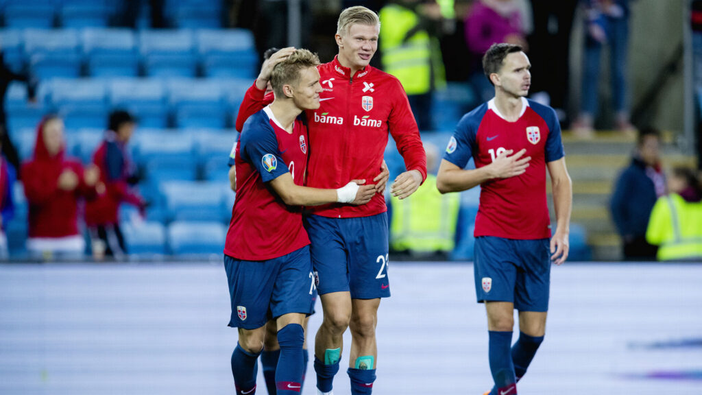 Martin Ødegaard og Erling Haaland for Norge