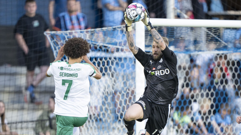 Patrik Carlgren på mål for Randers FC