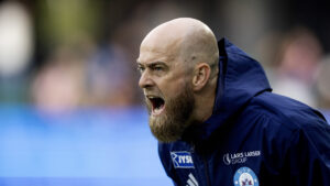 Morten Dahm Kjærgaard råber.