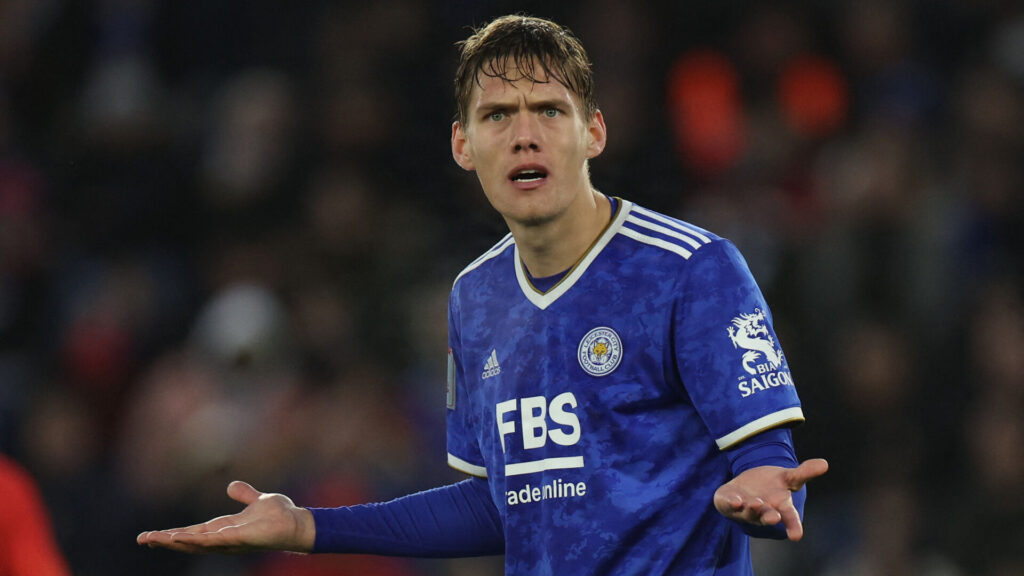 Vestergaard i kamp for Leicester