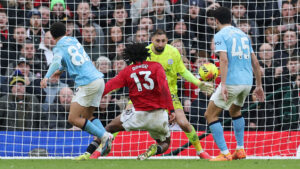Patrick Dorgu scorer mod Manchester City.