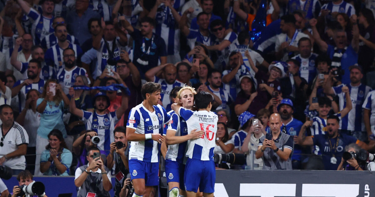 Dansk dynamit i Portugal: Det lover godt, Brian Riemer Foto: Pedro Nunes/REUTERS