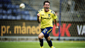 Frederik Holst i aktion for Brøndby IF