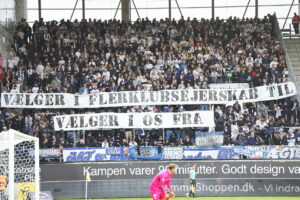 Superligakampen mellem AC Horsens og AGF på Hybel Arena Horsens, hvor AGF-fans viste utilfredshed med flerklubsejerskab