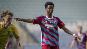 Tristan Andrew i kamp for FCK