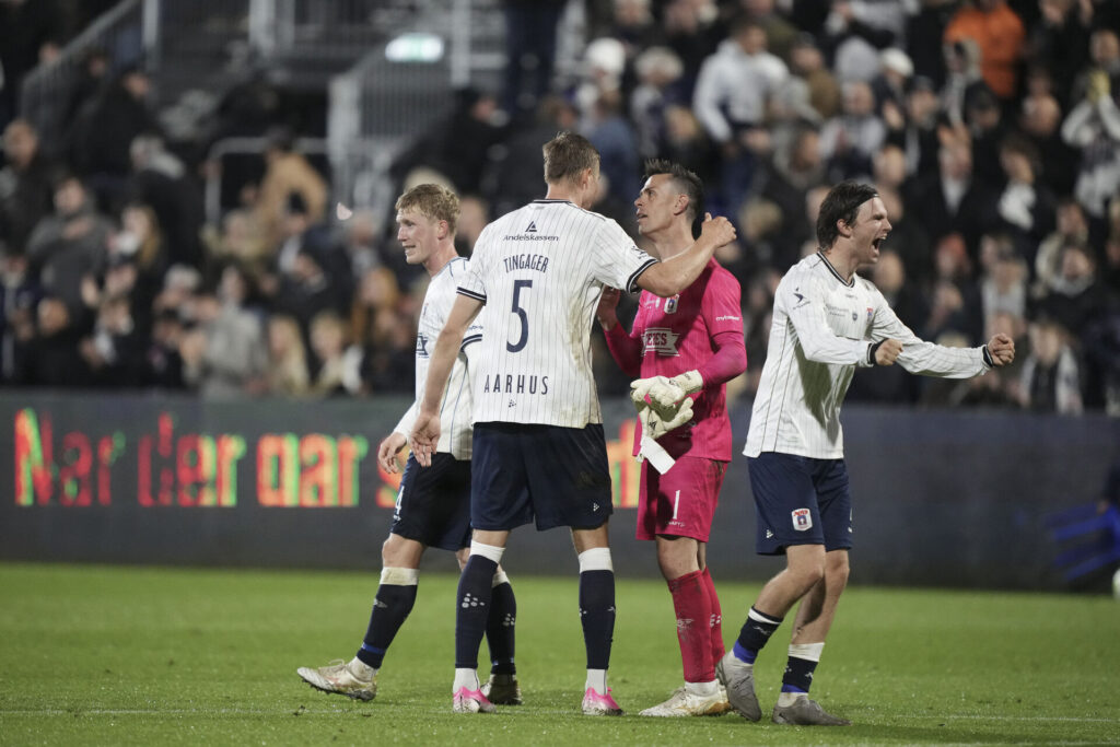 AGF's spillere jubler efter sejren over Sønderjyske.