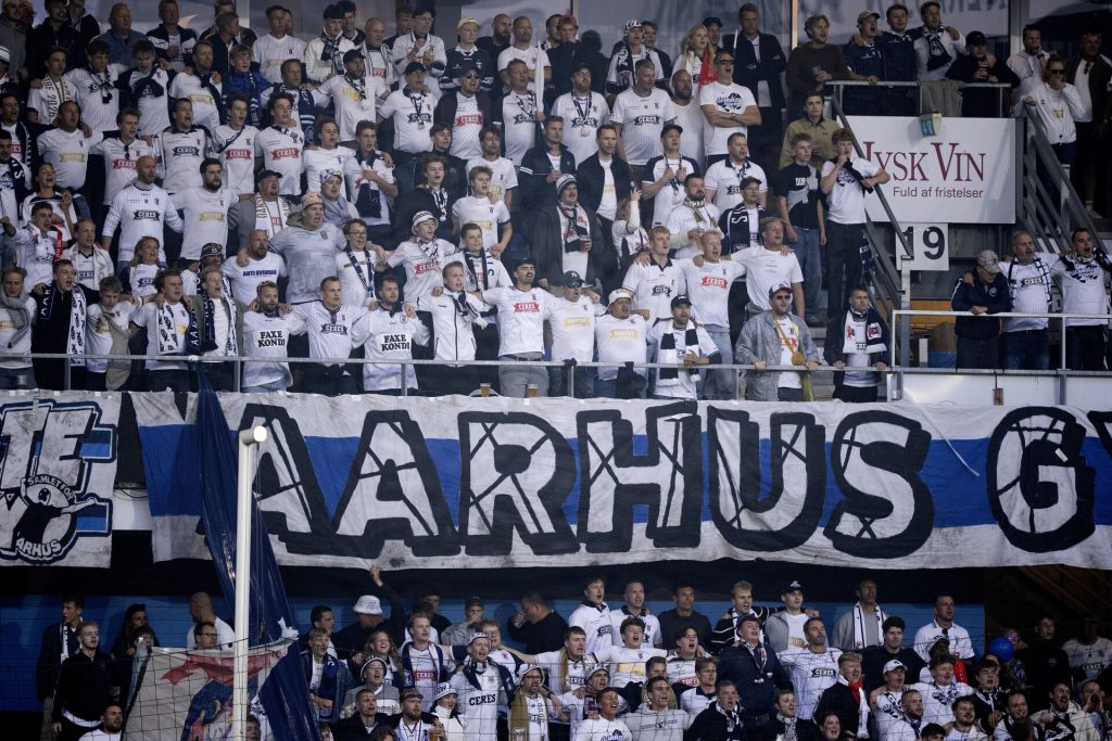 AGF-fans inden kamp.