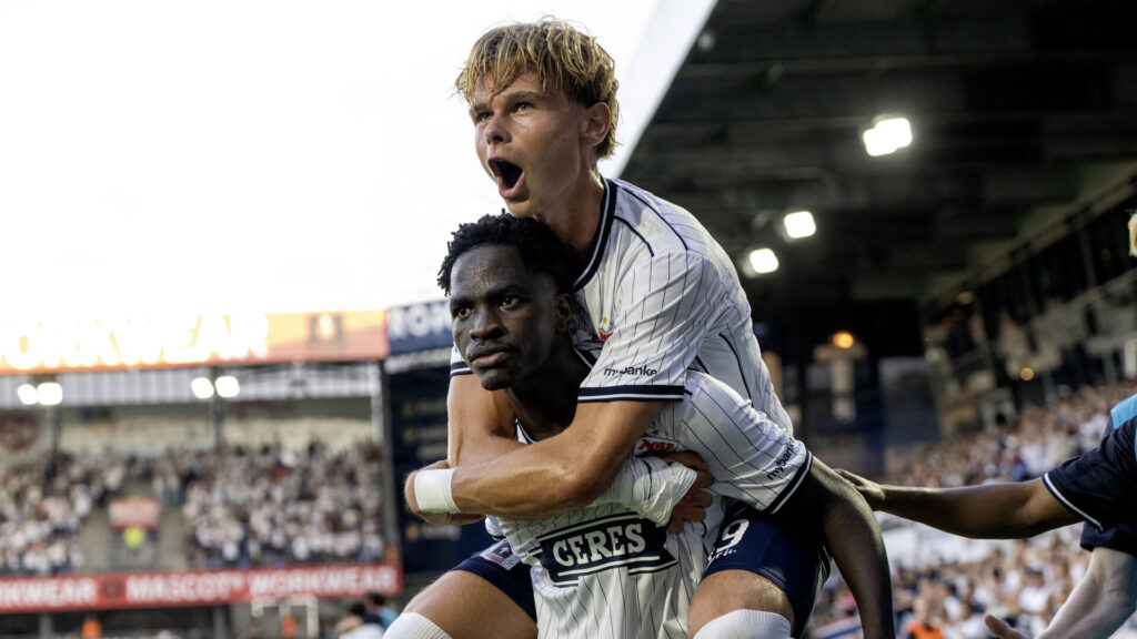 Frederik Emmery og James Bogere for AGF