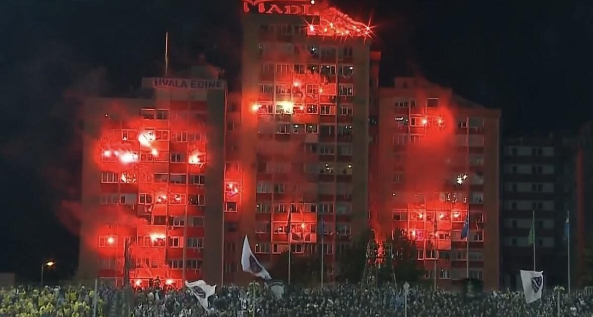 Džeko får unikt farvel – se de vilde billeder fra Bosnien 