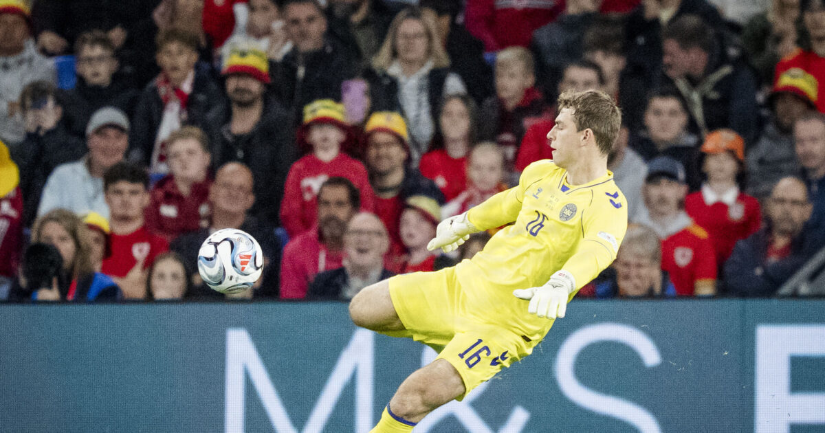 To røde kort efter 23 minutter: Hermansen får clean sheet Foto: Sebastian Elias Uth/Ritzau Scanpix