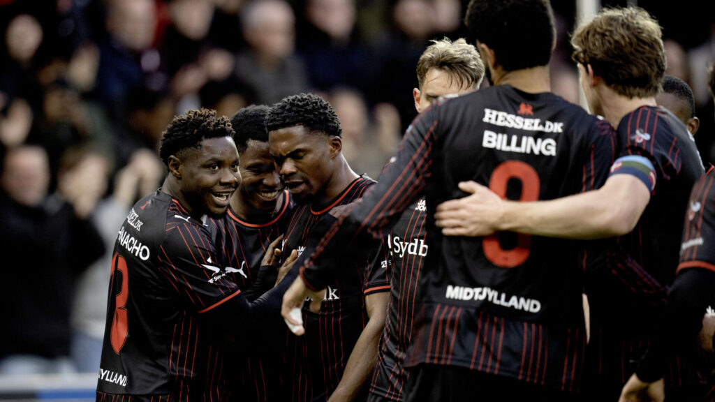 FC Midtjylland-spillere fejrer en scoring